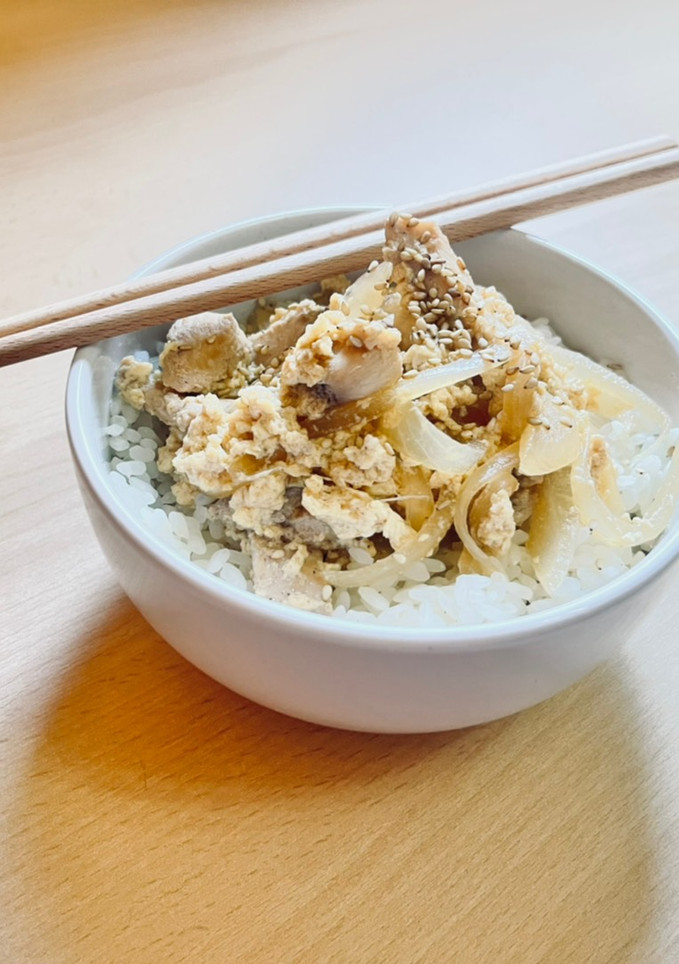 Una foto de Oyakodon