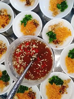 Hình của món Bánh bèo tôm cháy.