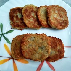A picture of Hash browns fritters.