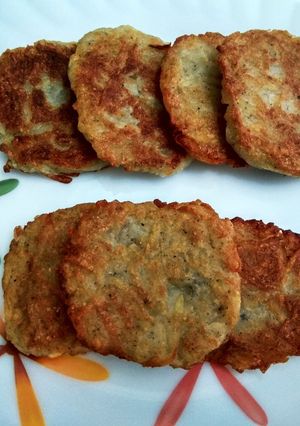 A picture of Hash browns fritters.