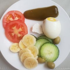A lite nutritional breakfast A picture of A lite nutritional breakfast.