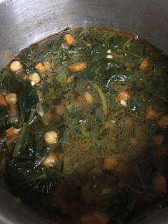 Una foto de Garbanzos con espinacas