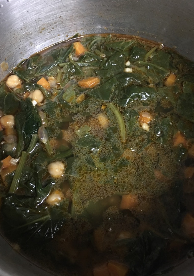 Una foto de Garbanzos con espinacas