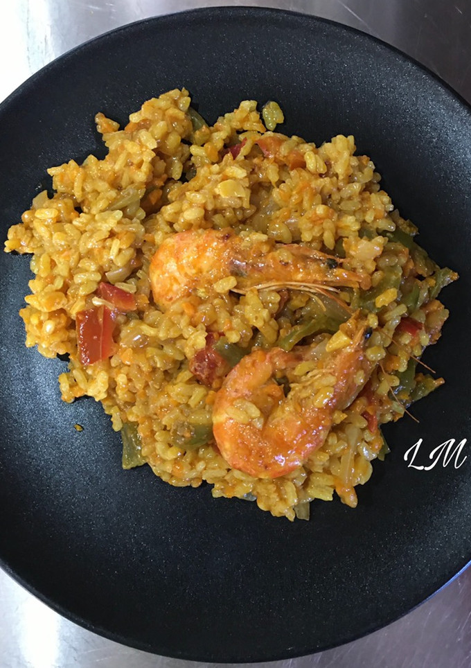 Una foto de Arroz con langostino