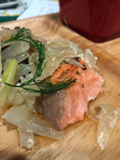 酒蒸蒔蘿奶油鮭魚 的食譜成品照片