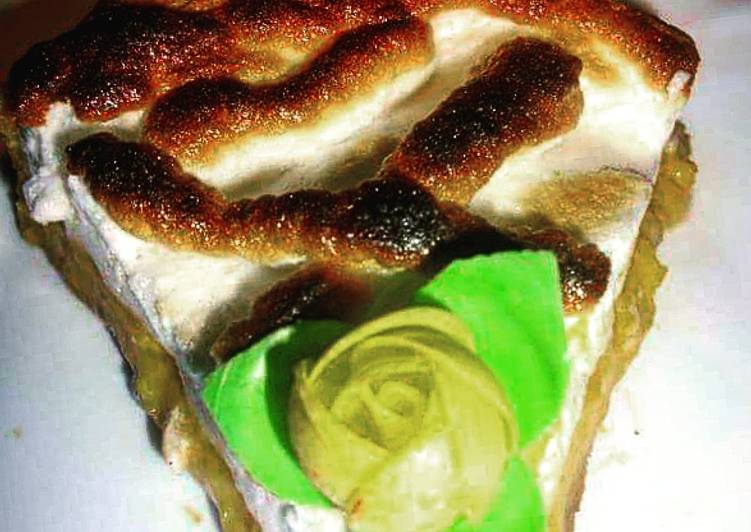 Tarta de limón con pasta brise