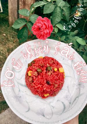 Hình của món Cơm chiên sắc màu.