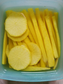 Foto resep Danmuji (yellow pickled radish) atau acar lobak kuning