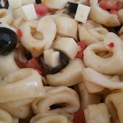 A picture of Kristine's Tortellini Salad .