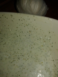Una foto de Salsa de yogur y menta