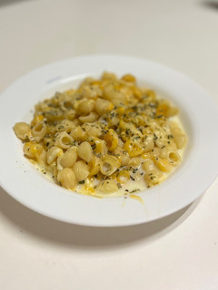 Una foto de Mac n’ cheese express vaporera Lékué