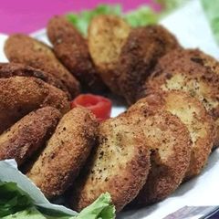 A picture of Aloo k kabab.