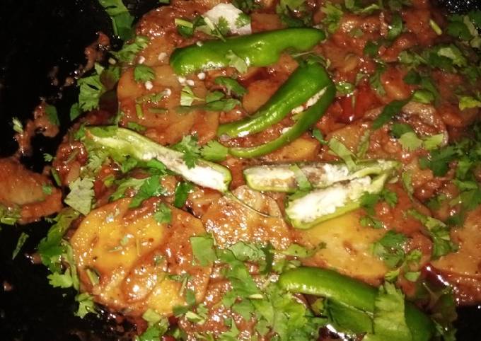 Aloo karahi masaly wali