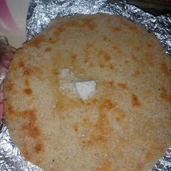 A picture of Makai ki roti.