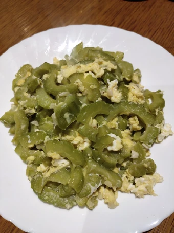 Easy Steps Prepare Recipes Bitter gourd in Salted Egg the Can Spoil the Tongue Make You Drink.