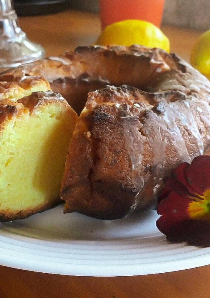 Una foto de Budín húmedo de limón 🍋