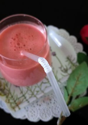 তরমুজ লস্যি (tarmuj lassi recipe in Bengali) রেসিপির প্রধান ছবি