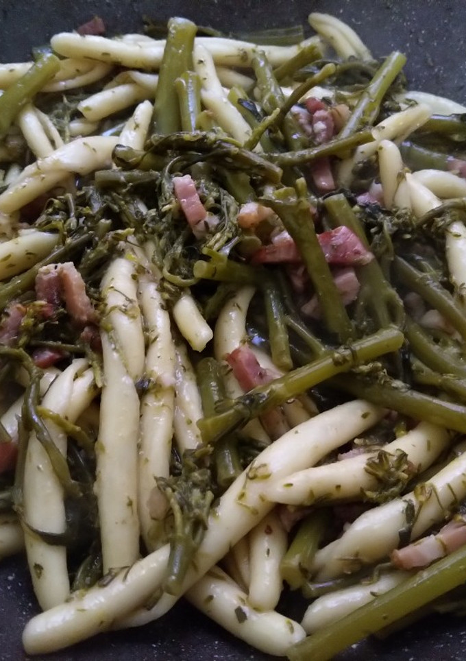 Una foto de Pasta al ferro con bimi