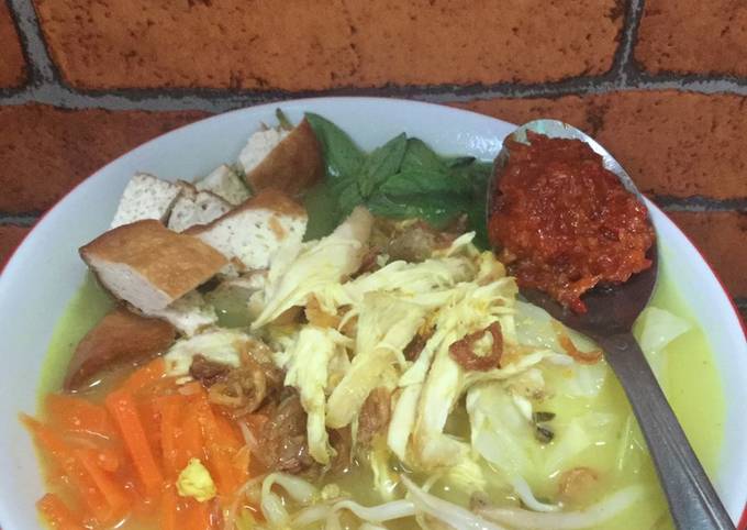 Bagaimana Menyiapkan Lesah khas Jawa Tengah / Laksa sederhana, Enak