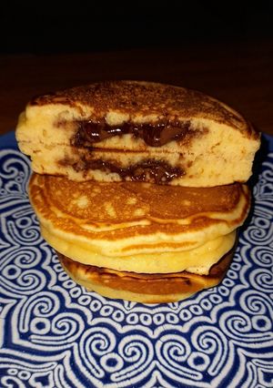 Una foto de Pancakes rellenos de chocolate