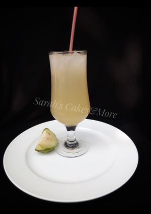 A picture of Guaver lemonade.
