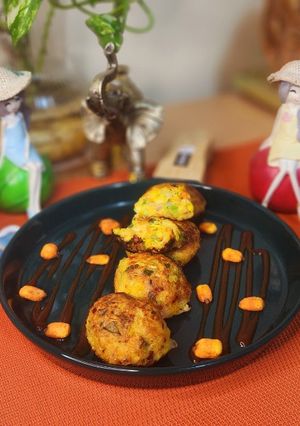 A picture of Veggie Cheesy Corn Bombs.