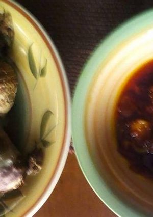 A picture of Boiled cocoyam with palmoil.