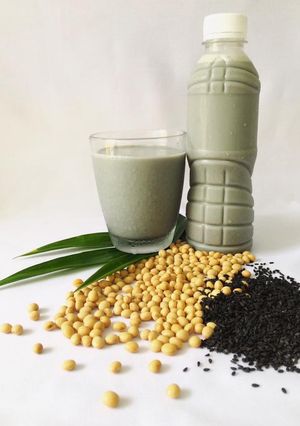 Hình của món Sữa đậu nành mè đen.