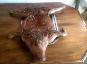 Una foto de Cochinillo a la parilla para la navidad