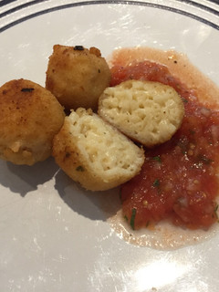 Una foto de Mc&Cheese Balls