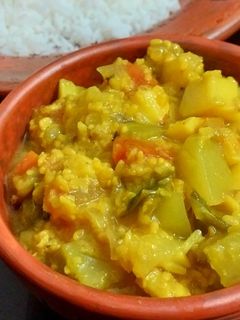 মুগডাল দিয়ে সবজি রেসিপি রেসিপির প্রধান ছবি