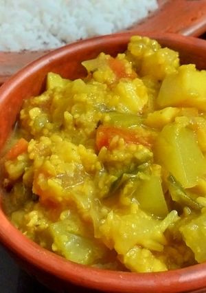মুগডাল দিয়ে সবজি রেসিপি রেসিপির প্রধান ছবি