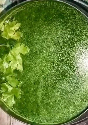 A picture of Coriander & Mint Chutney.