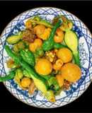 Trứng gà non xào bí nụ