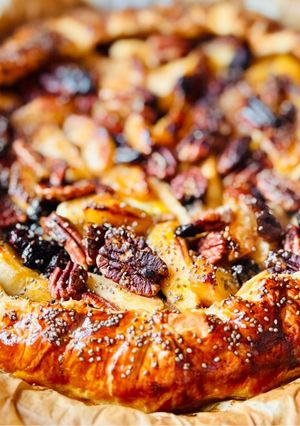 Hình của món 💚 Bánh Táo Nướng Hồ Đào Hương Quế (Vegetarian).