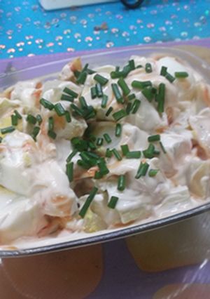 Foto principal de Ensalada de patatas y huevo con cebollino