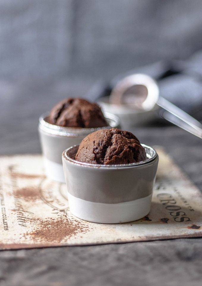 Una foto de Magdalenas de chocolate caseras