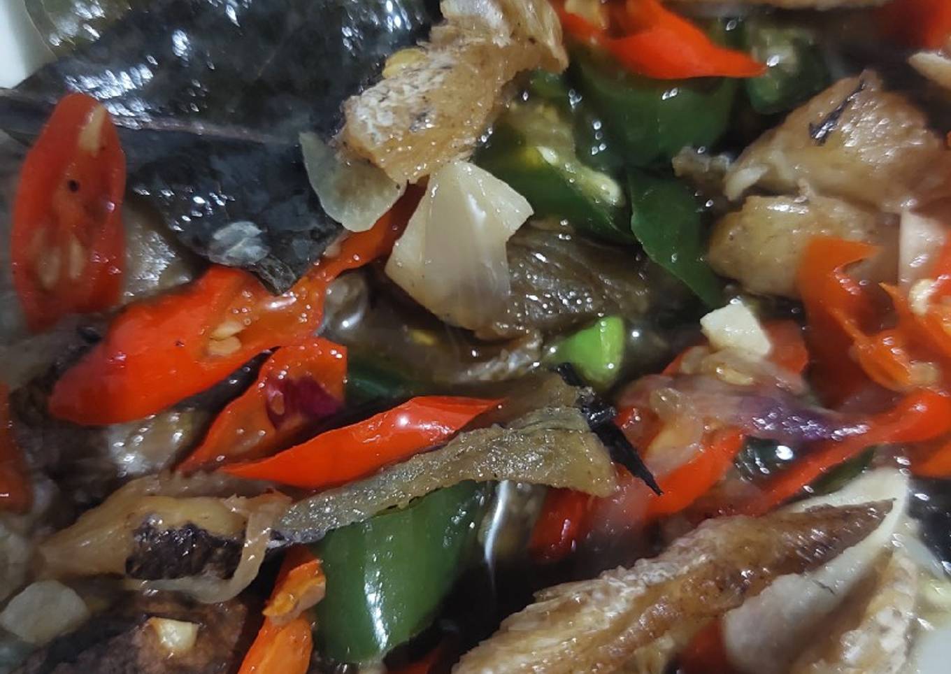 Tumis ikan asin gabus cabe ijo