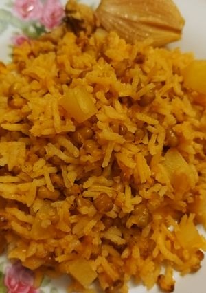 عکسی از دستور دمپخت ماش و سیب‌زمینی