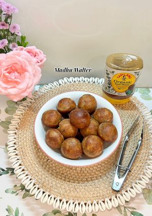 झटपट बनाना अप्पे (Instant Banana Appe) रेसिपी मुख्य फोटो