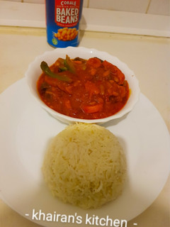 Chakalaka sauce and white rice ainihin hoton girkin