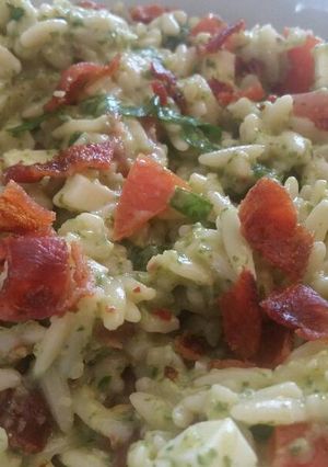 A picture of Orzo Pasta Salad.