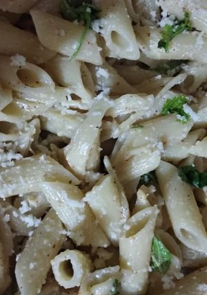 A picture of Cheesy pasta.