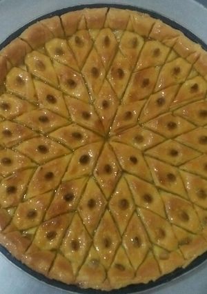 صورة لوصفة بقلاوة مورقة بنشاء الذرة