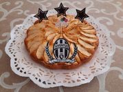 Una foto di torta mele e cocco
