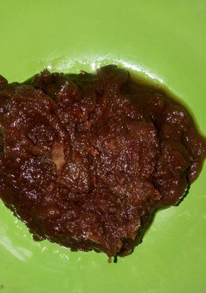 A picture of Homemade dates paste.