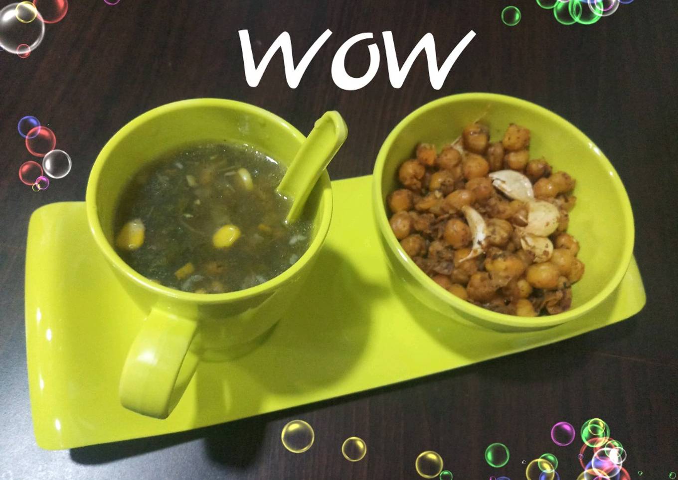 Lemon Coriander corn soup & garlic chana