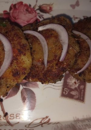 A picture of Lauki ke chhilke ke kabab.