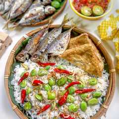 A picture of Nasi Liwet.