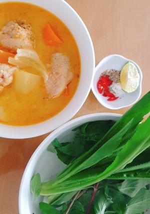 Hình của món Cari gà nước cốt dừa.